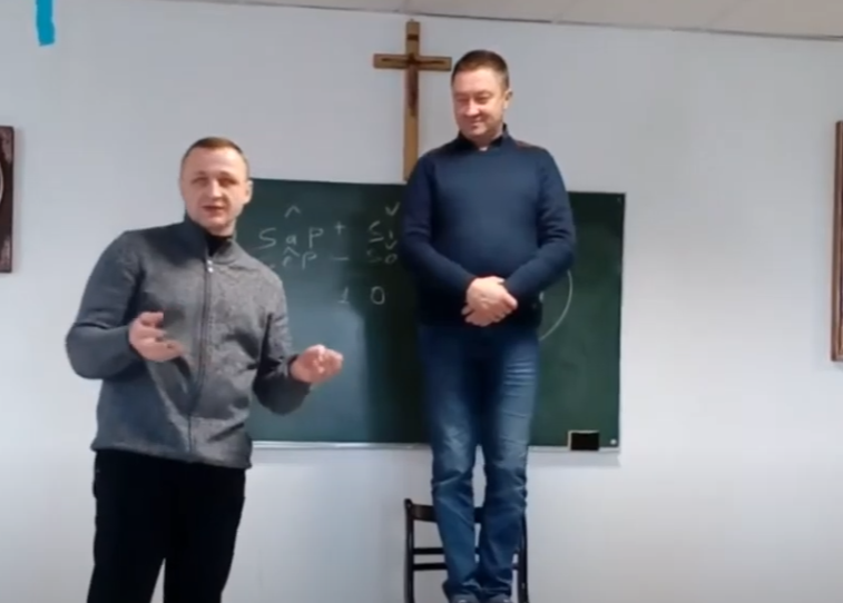 Зачем он пьет?